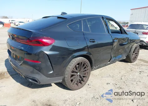 2021 BMW X6 xDrive40I z USA, uszkodzony, nr VIN 5UXCY6C0XM9H59522